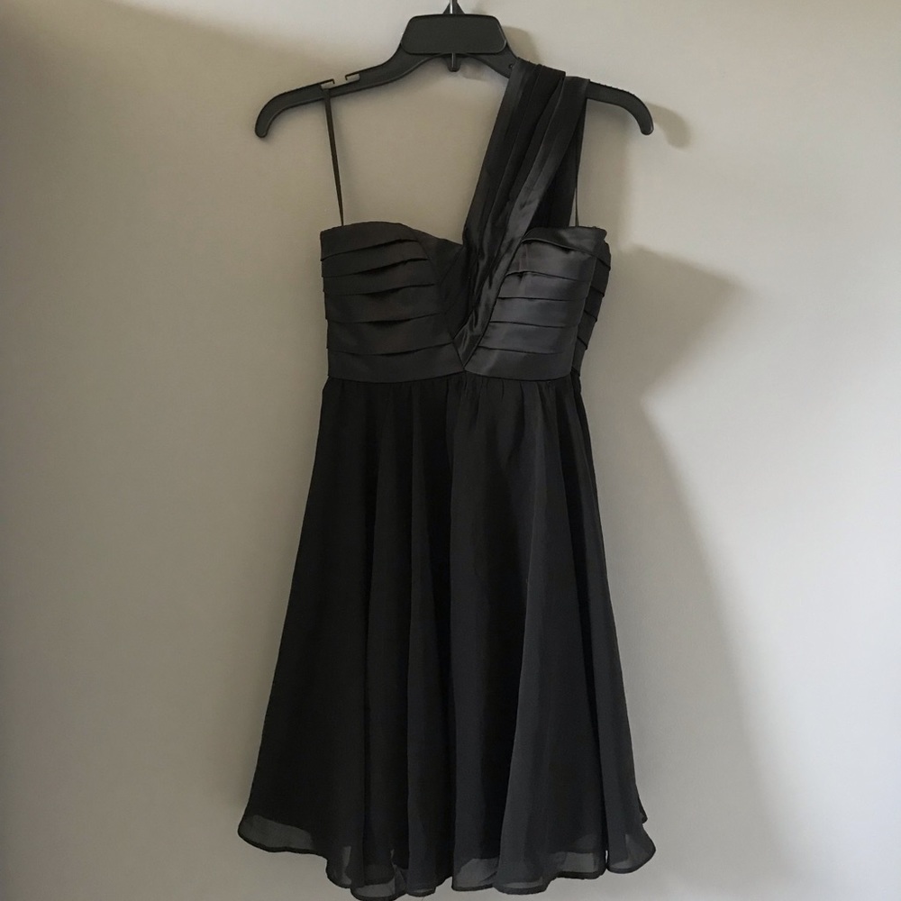 Black short semi-formal dress